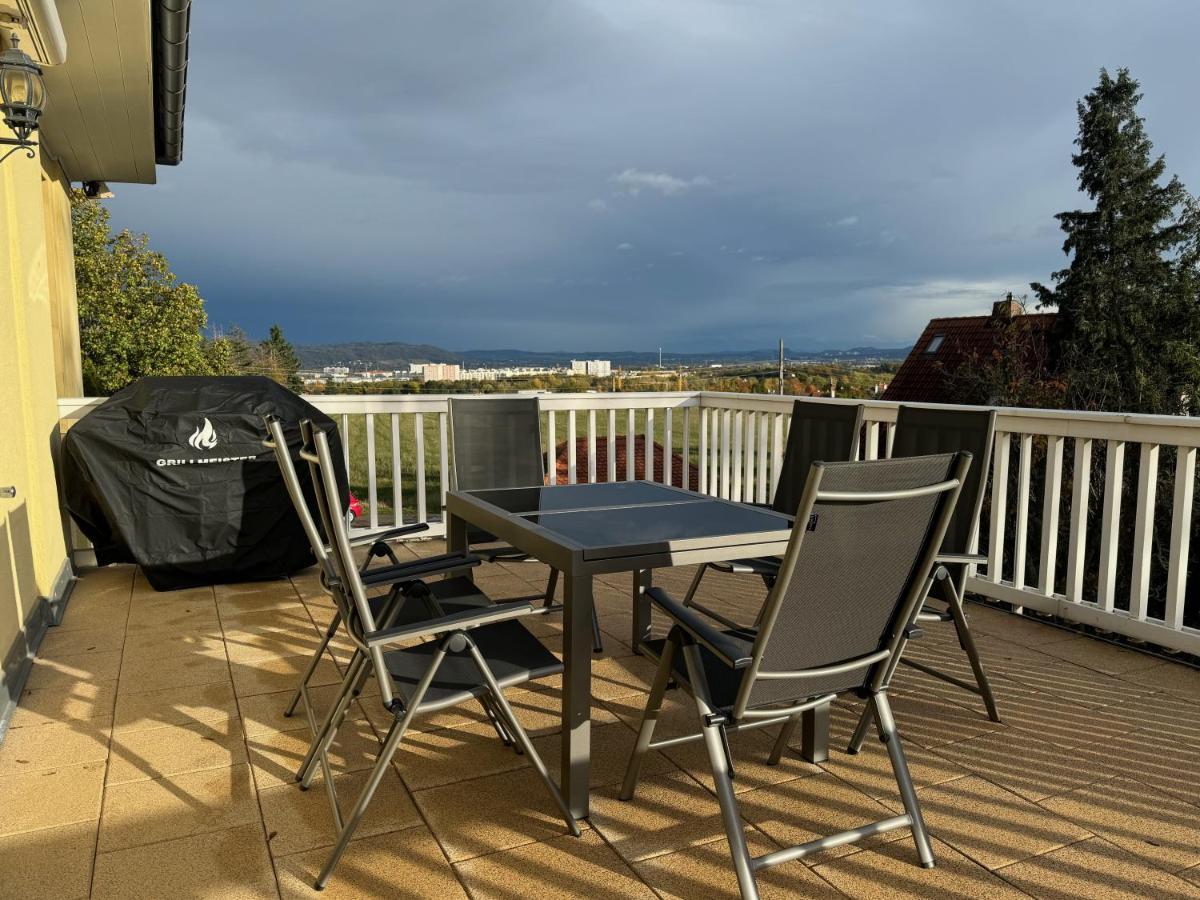 205 Qm "Traumtor" Mit Sauna, Whirlpool, Kamin Und 3 Terrassen Mit Blick In Die Boehmisch Saechsische Schweiz Dresden Eksteriør billede